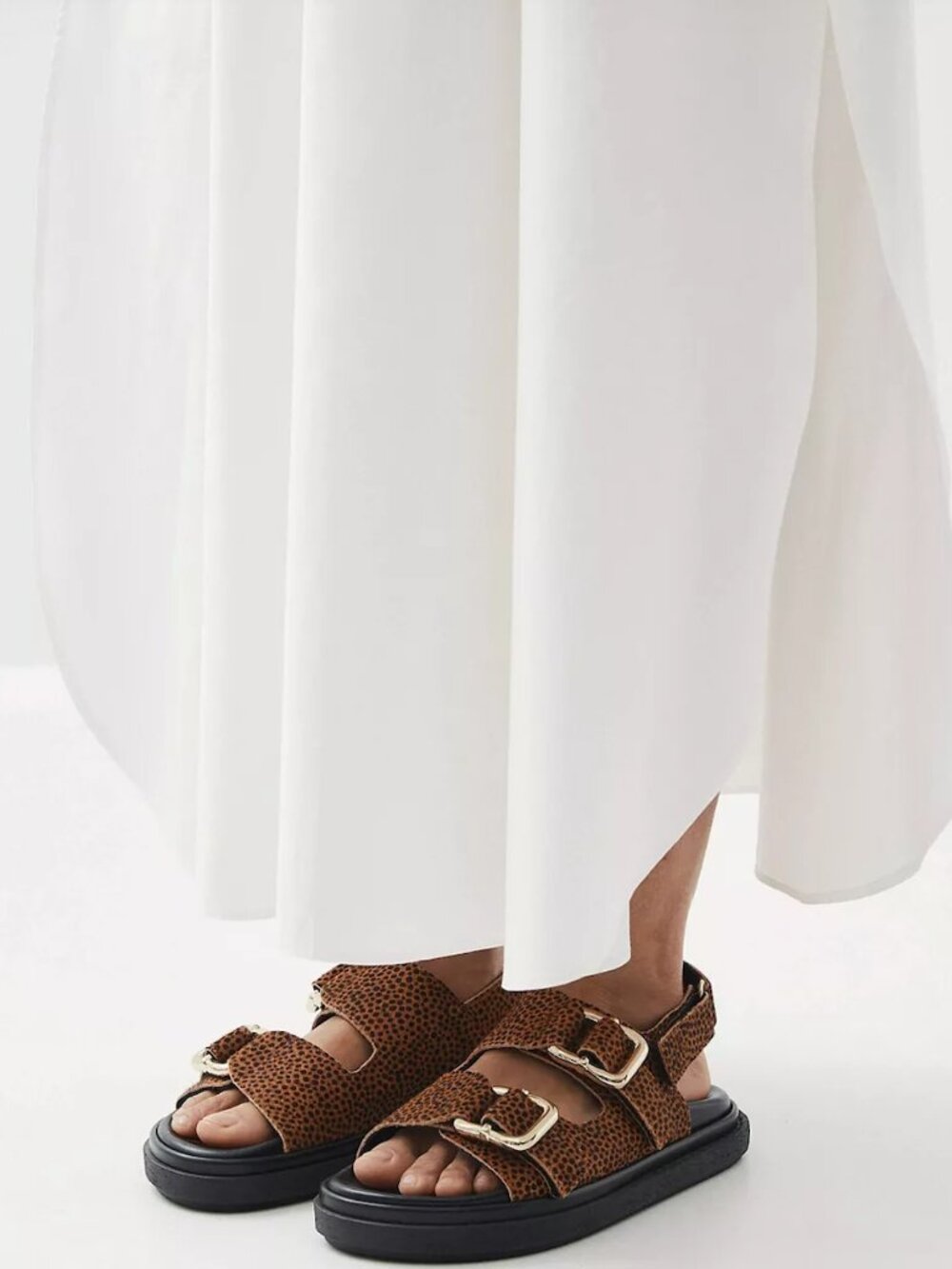 ALOHAS Harper Leather Slingback Buckled Sandal